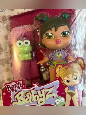 Green-Purple Fashion Doll with Frog Accessory
